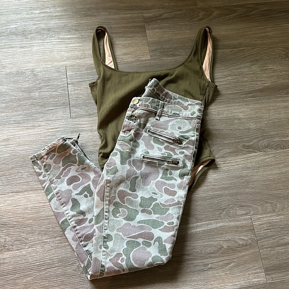 CURRENT/ELLIOTT Camo Ankle Pant - Picture 1 of 7